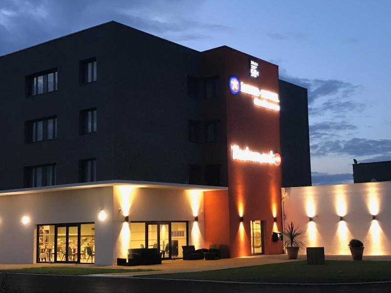 The Originals City, Hotel De La Confluence, Agen Ouest Damazan Exterior foto